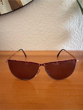 Laura Biagiotti Vintage T169/S Sunglasses Made In Italy Tortoise & Gold Frame